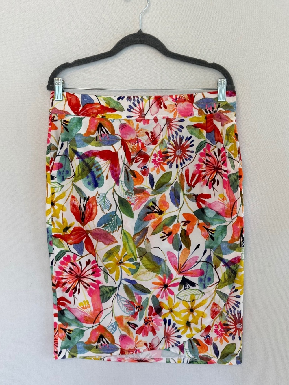 RIPSKIRT HAWAII Wildflower Watercolor Length 3 Wrap Skirt Women’s Medium